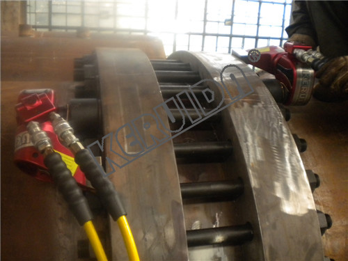 壓力容器科瑞達(dá)液壓扳手應(yīng)用 壓力容器科瑞達(dá)液壓扳手應(yīng)用